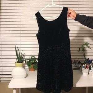**CUTE** Black Dress